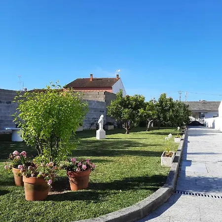 Appartement Con Jardin