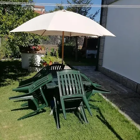 Apartamento Con Jardin